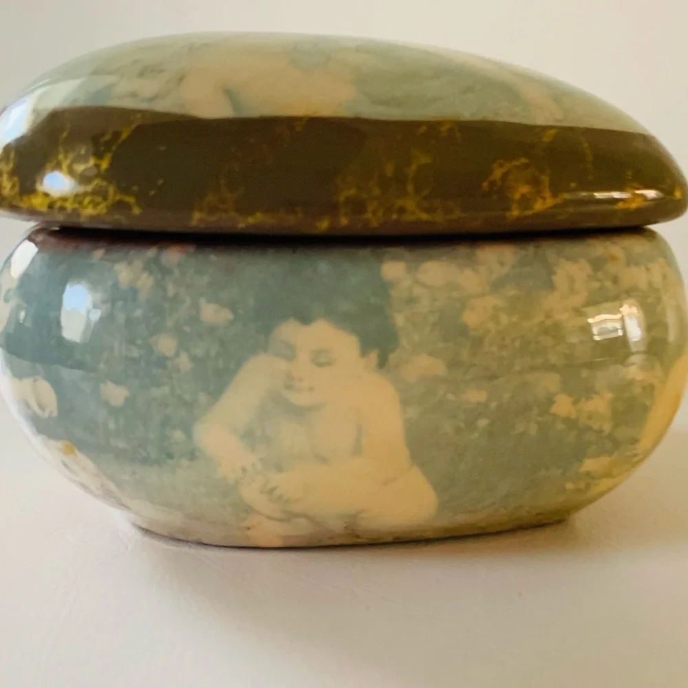 Trinket box